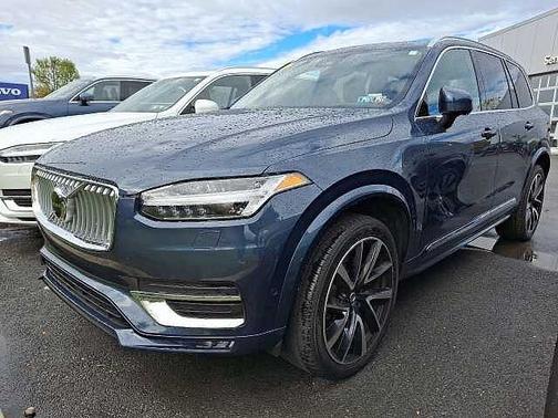 2023 Volvo XC90 Plus