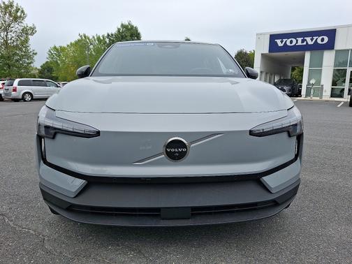 2025 Volvo EX30 Twin Motor Ultra