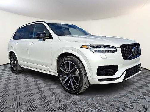 2023 Volvo XC90 