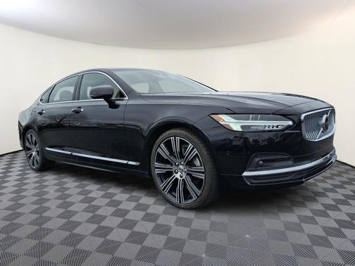 2022 Volvo S90 B6 Inscription
