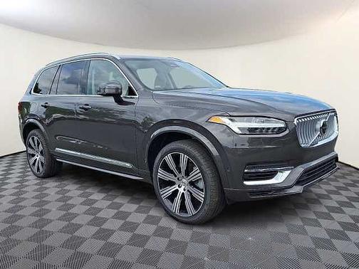 2024 Volvo XC90 Plus