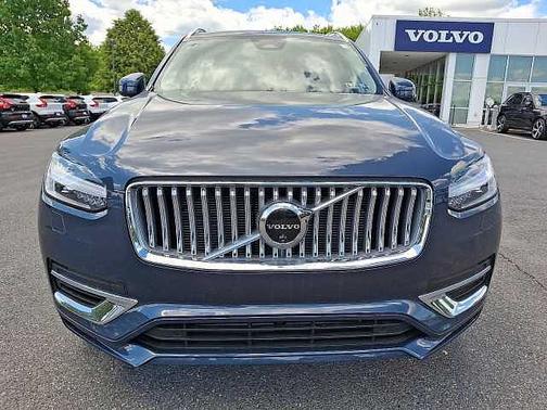 2025 Volvo XC90 Plus