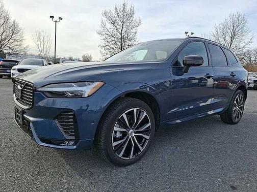 2025 Volvo XC60 Plus