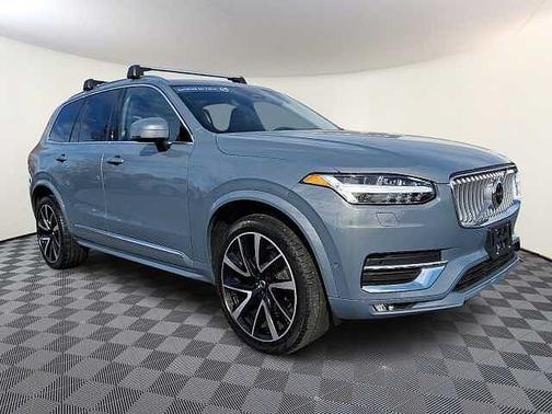 2023 Volvo XC90 Plus