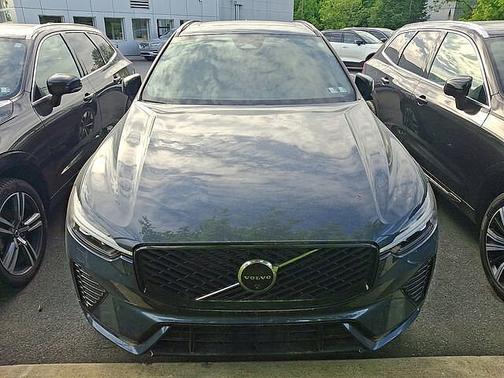 Denim Blue 2026 Volvo XC60 Plus