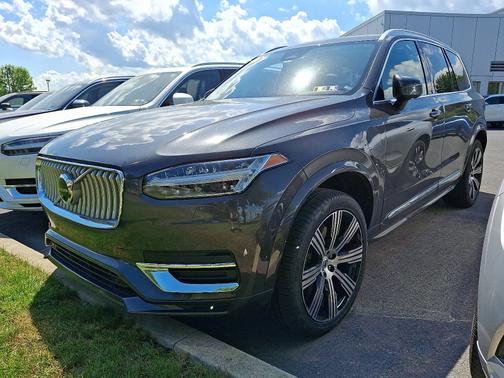 2024 Volvo XC90 Recharge Plug-In Hybrid T8 Plus Bright Theme 7-Seater