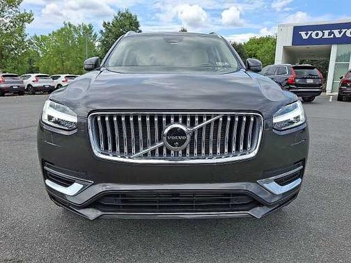 2024 Volvo XC90 Plus