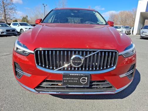 2022 Volvo XC60 Recharge Plug-In Hybrid T8 Inscription