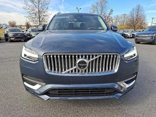 2023 Volvo XC90 Plus