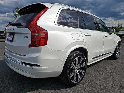 2025 Volvo XC90 Plus