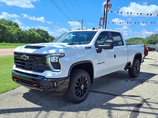 2025 Chevrolet Silverado 3500 LT