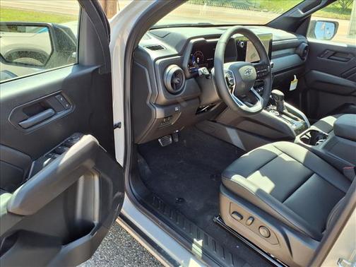 White Sands 2026 Chevrolet Colorado Trail Boss