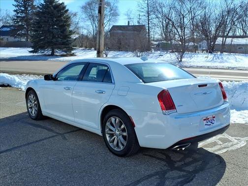 2019 Chrysler 300 Limited