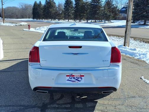 2019 Chrysler 300 Limited