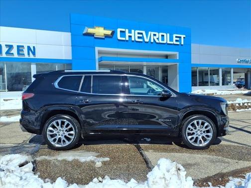 2024 GMC Acadia Denali
