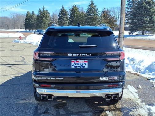 2024 GMC Acadia Denali