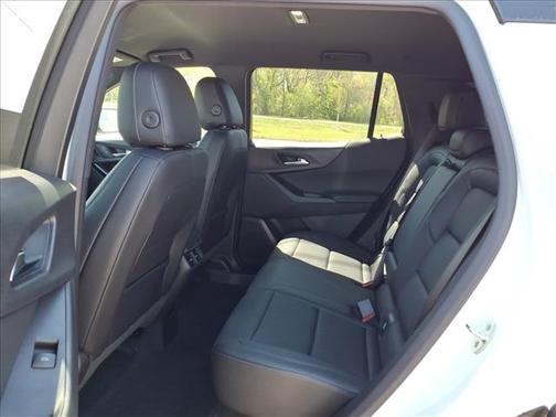 Summit White 2026 Chevrolet Equinox 1LT