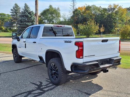 2026 Chevrolet Silverado 3500 LT