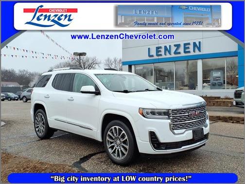 2023 GMC Acadia Denali