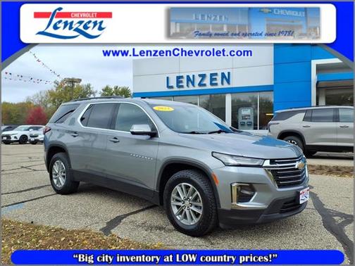2023 Chevrolet Traverse LT Cloth