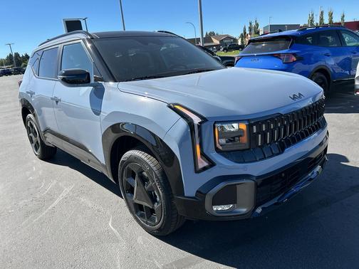 Pale Gray 2027 Kia Seltos X-Line S
