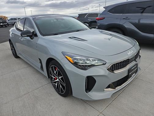 2023 Kia Stinger GT-Line