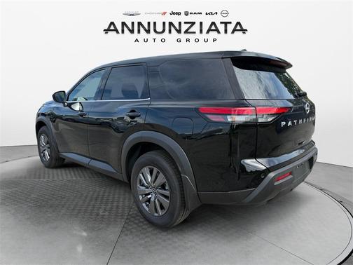 2025 Nissan Pathfinder S 4WD