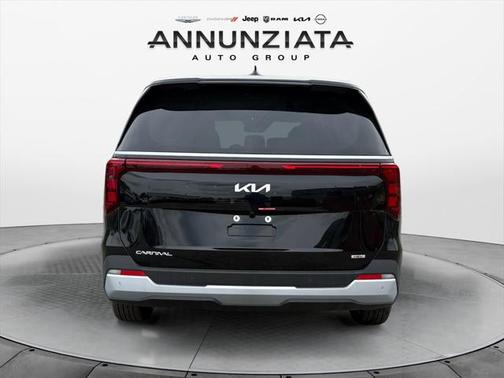 2025 Kia Carnival Hybrid LXS