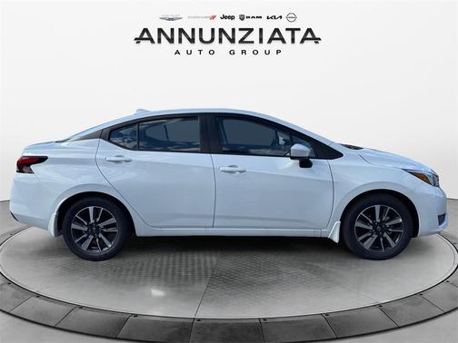 2025 Nissan Versa 1.6 SV