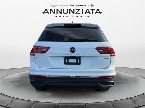 2024 Volkswagen Tiguan 2.0T SE