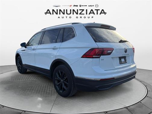 2024 Volkswagen Tiguan 2.0T SE