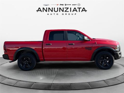 2024 RAM 1500 Classic Warlock Crew Cab 4x4 5'7' Box