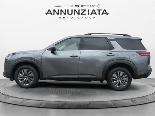 2025 Nissan Pathfinder SV 4WD