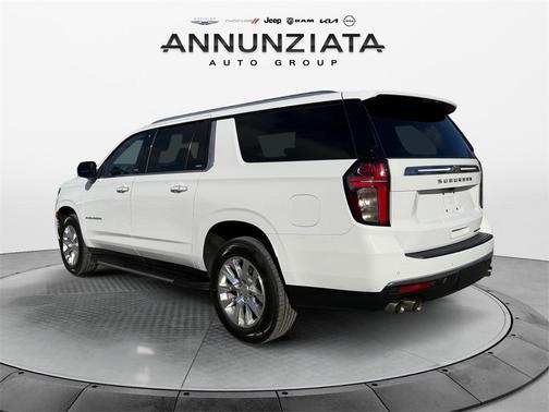 2023 Chevrolet Suburban Premier