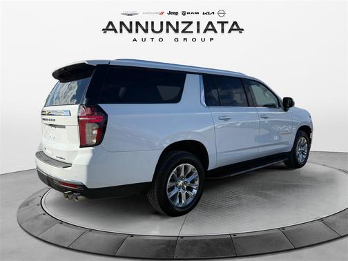 2023 Chevrolet Suburban Premier