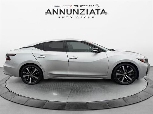 2022 Nissan Maxima SV Xtronic CVT