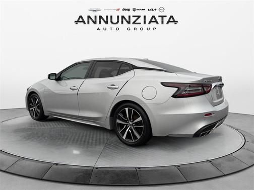 2022 Nissan Maxima SV Xtronic CVT