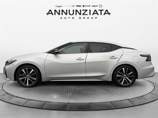 2022 Nissan Maxima SV Xtronic CVT