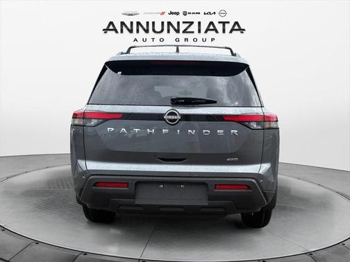 2025 Nissan Pathfinder SV 4WD