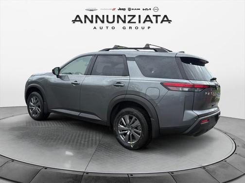 2025 Nissan Pathfinder SV 4WD