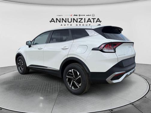 2023 Kia Sportage Hybrid LX