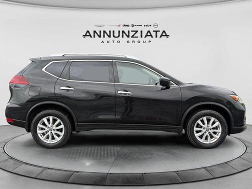 Magnetic Black Pearl 2020 Nissan Rogue SV