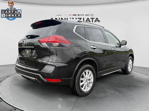 Magnetic Black Pearl 2020 Nissan Rogue SV