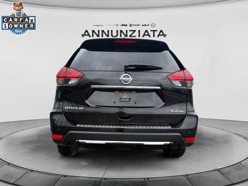 Magnetic Black Pearl 2020 Nissan Rogue SV