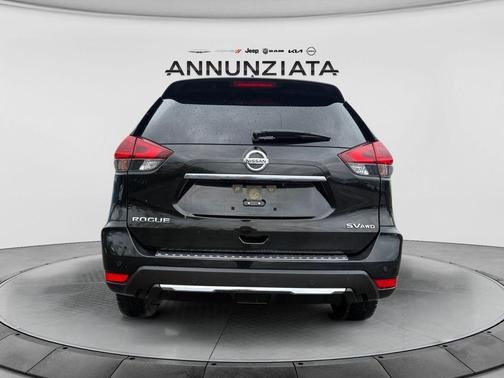 Magnetic Black Pearl 2020 Nissan Rogue SV