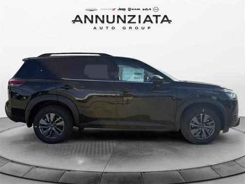 2025 Nissan Pathfinder SV 4WD