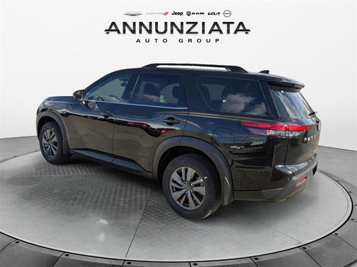 2025 Nissan Pathfinder SV 4WD