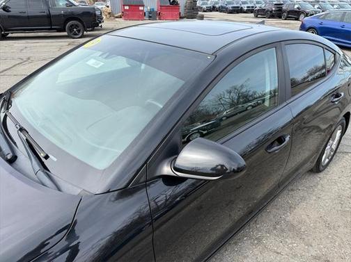 2019 Hyundai ELANTRA Value Edition