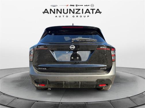 2026 Nissan Kicks SV