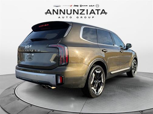 2023 Kia Telluride EX